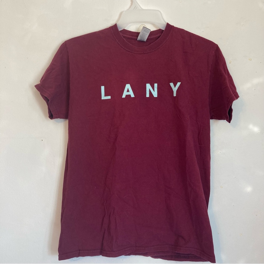 Gilden M  Burgundy Men's Tee with White Print